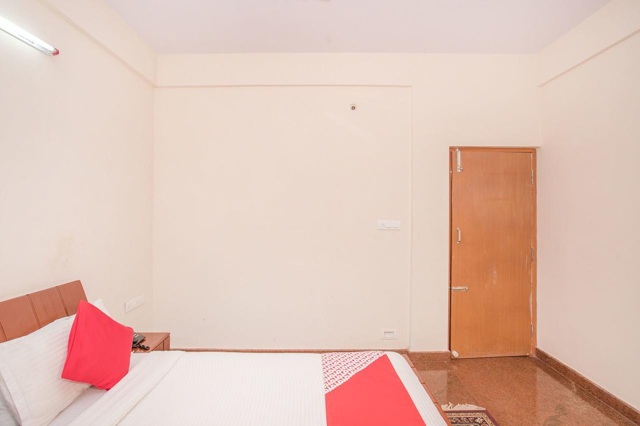 فندق Oyo 9702 Hebbal بنغالور المظهر الخارجي الصورة